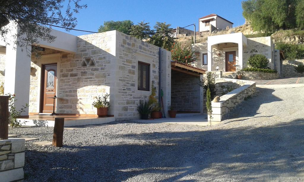 Sivas Apartments-Studios,Sigelakis With Very Nice View Exterior photo